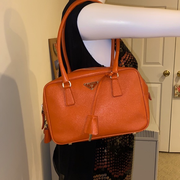 Prada Bauletto Saffiano Orange Meduim - Picture 12 of 12